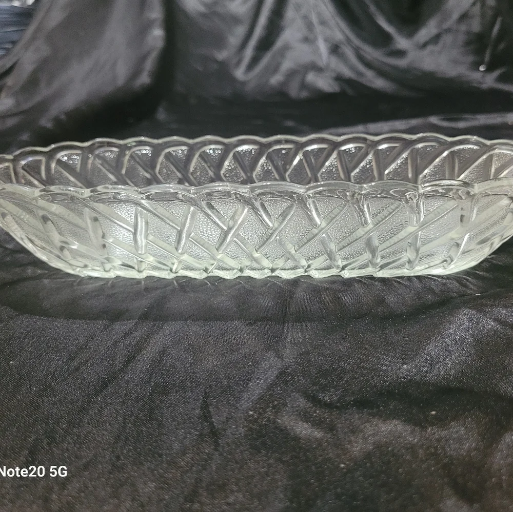 Vintage Indian Glass Basket Weave Oval Dish~Candy Dish~Pickle Dish~Serving Bowl